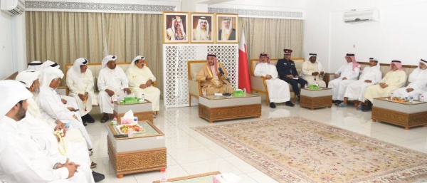 أهالي محافظة المحرق يشيدون بقرار إلغاء تصريح العمل المرن