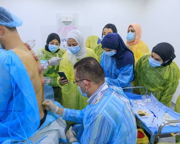 تحت رعاية مريم عذبي الجلاهمة.. ختام مميز لدورة أساسيات الحجامة للكوادر الطبية