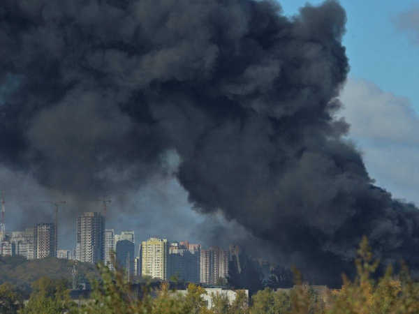كييف تحت القصف.. أوكرانيا: روسيا أطلقت 75 صاروخاً و"سنأخذ بثأرنا"