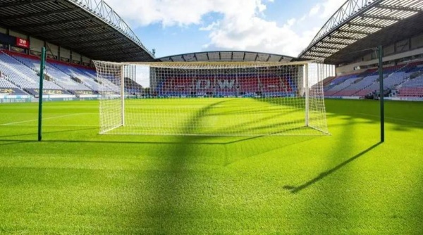 كارديف يفوز على ويغان بفضل"ارتفاع" عارضة المرمى