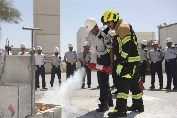 "الدفاع المدني" يعقد دورة في السلامة العامة للعاملين في تنظيم الانتخابات