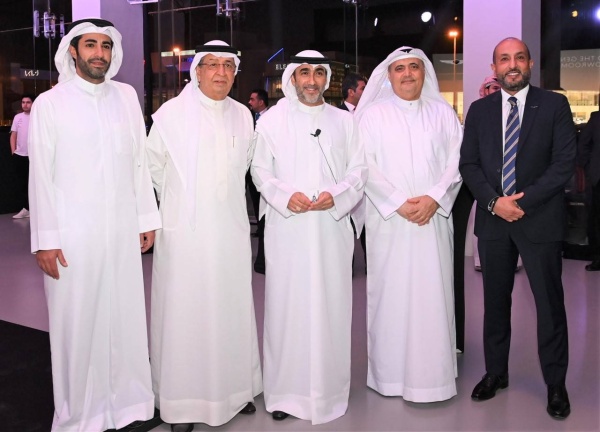 افتتاح معرض سيارات &laquo;جينيسيس&raquo; وإزاحة الستار عن سيارة &laquo;جينيسيس G90&raquo; الكورية الفاخرة