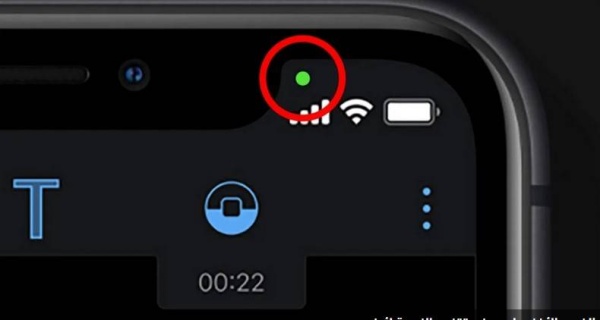 ماذا تعني النقطتان الخضراء والصفراء في الآيفون؟