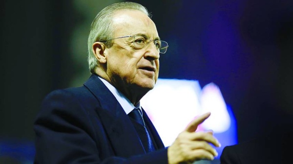 نابولي يصارع لمنع الصفقة الحتمية لنجمه الجورجي..  &laquo;القرش&raquo; يرسم خطة الانقضاض على خفيتشا