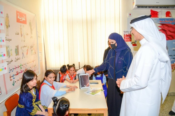 العصفور يشيد بجهود جمعية رعاية الطفل والأمومة ومسيرة عطائها المضيئة 

 