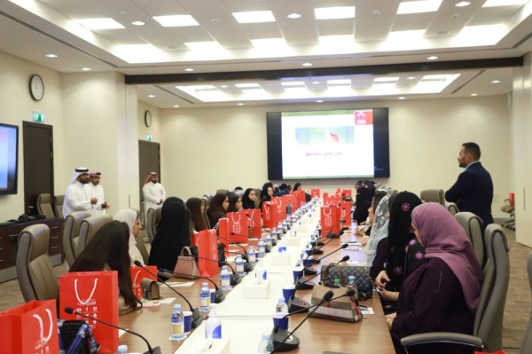 أمانة النواب تستضيف طالبات الجامعة الملكية للبنات