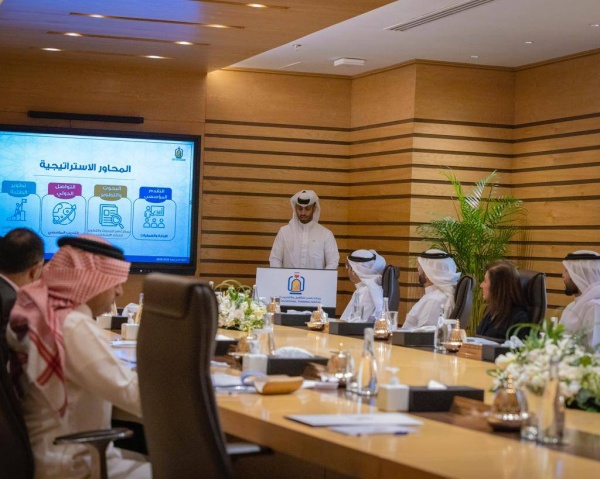 ناصر بن حمد: أبناء الوطن هم قصص النجاح وجنود للعمل المتميز