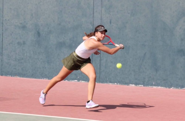 رئيس الاتحاد البحريني للتنس يشيد بالفوز السعودي والقطري في بطولة الأسبوع الماضي