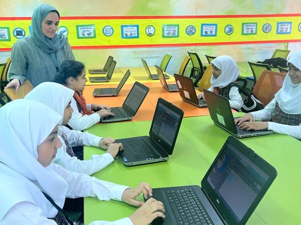 341 طالبة يتميزن رقمياً بجهود الاختصاصية &laquo;رقية&raquo;