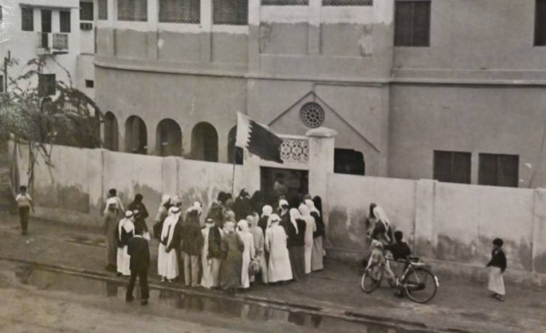 نجلاء أوجي: والدي كرمته الكنيسة ببيرق الذهب وزيارة قداسة البابا فرصة ليطلع عن قرب على النموذج البحريني الفريد