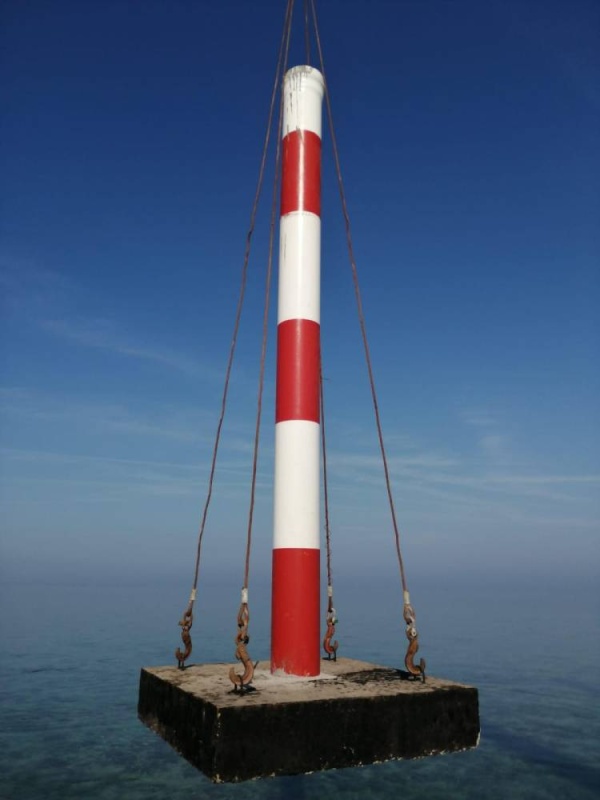 &laquo;الرقابة البحرية&raquo; تركب علامات بحرية جديدة لتأمين سلامة مرتادي البحر