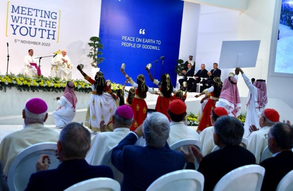 قداسة بابا الفاتيكان يزور مدرسة القلب المقدس