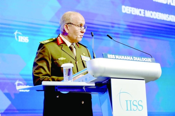 Commandant du Commandement central américain : dissuader les attaques dans la région en coopération avec des alliés et des amis
