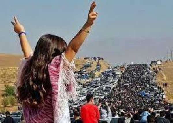 فرض عشرات العقوبات الدولية على إيران منذ اندلاع الاحتجاجات