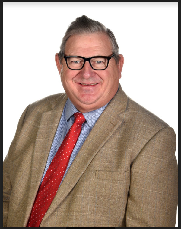 أوركسترا البحرين الفيلهارمونية بقيادة المايسترو د. مبارك نجم تقدّم حفلاً في مسرح البحرين الوطني الأحد القادم