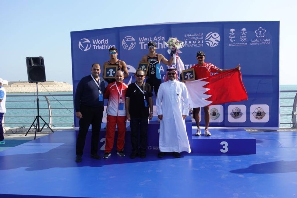 عمر حمزة يحرز المركز الثالث في سباق المحترفين والحسن بطلاً لسباق الأكواثلون