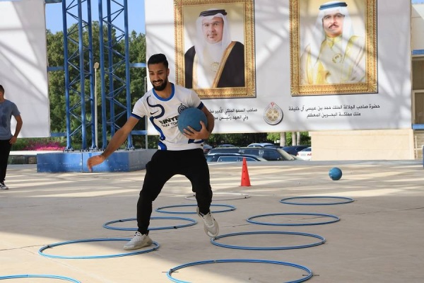 «اليوم الأولمبي العالمي» في جامعة البحرين يحظى بتفاعل الطلبة ومشاركة ذوي الهمم 