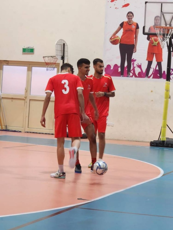 المنتخب الجامعي في المجموعة الاولى في بطولة زايد الجامعية الثانية