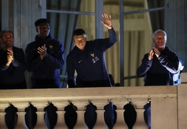 من هي فايزة العماري؟.. ارتبط اسمها بمبابي واجتاحت محركات البحث خلال المونديال