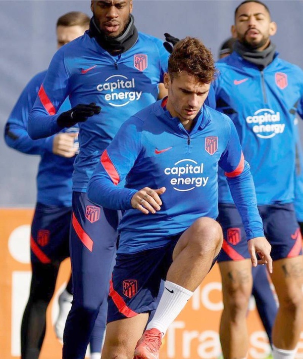 لا وقت لالتقاط الأنفاس..
متى يعود نجوم المونديال للدوريات الأوروبية؟