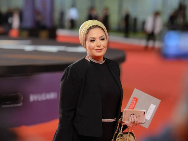 الفنانة المصرية صابرين تنفي انفصالها عن زوجها: «محصلش»