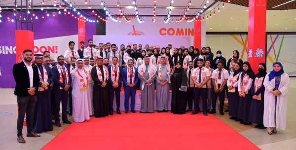 وزير العمل: الاستمرار  في دعم وتوفير الحوافز للمنشآت الملتزمة بتوظيف البحرينيين