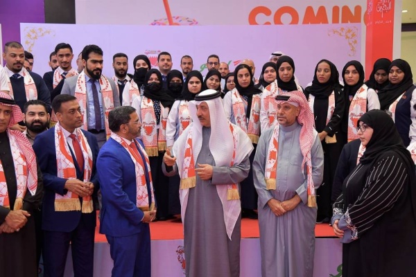وزير العمل: الاستمرار  في دعم وتوفير الحوافز للمنشآت الملتزمة بتوظيف البحرينيين