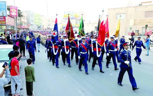 وزارة الداخلية تنظم استعراضاً جماهيرياً بالمحافظة الجنوبية