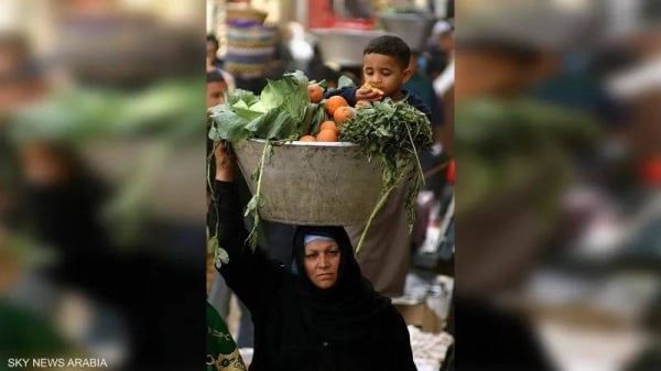 عبرت عن أصالة وكفاح السيدة المصرية.. وفاة «أيقونة الأمومة» في مصر ومفاجآت عن صورتها الشهيرة