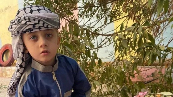 غرق طفل أردني بسيل مائي.. وحزن والده يهز مواقع التواصل