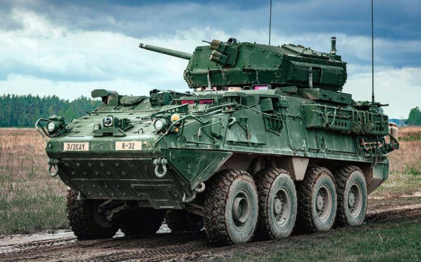 خبير عسكري: المدرعة «Stryker» الأمريكية لن تحدث تحولا ثوريا في معارك أوكرانيا