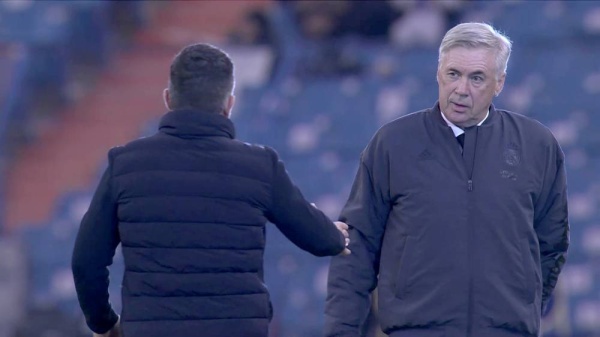 مصافحة أنشيلوتي وجاتوزو تؤكد الخلاف الشخصي