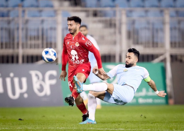 بعد زجه لـ 3 لاعبين بالوقت الضائع 
متروك بحث عن التعادل.. فجاء بالفوز للشرقي