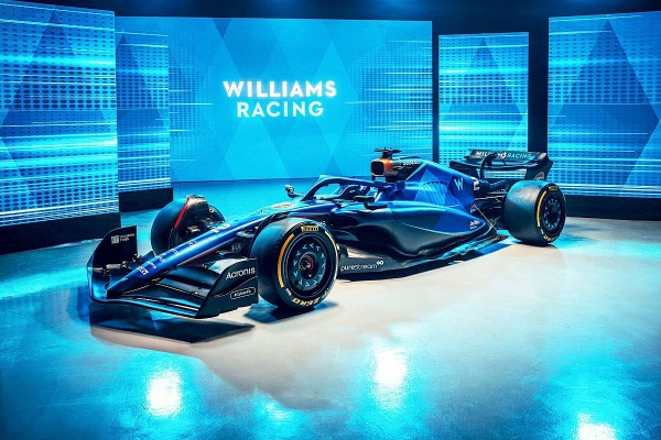 فريق وليامز يكشف عن سيارته الجديدة