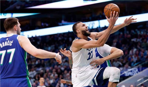 يوكيتش ينتفض ويقود ناجتس لاجتياز ميامي