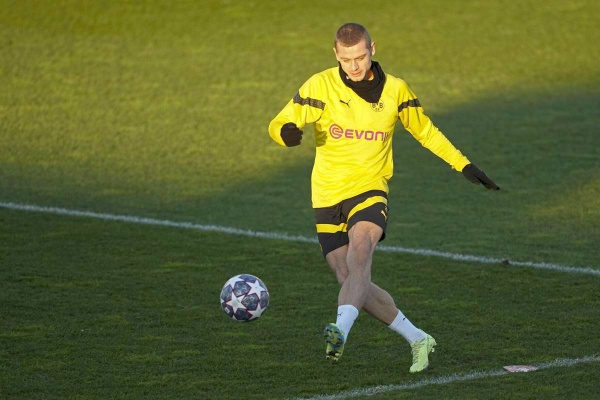 دورتموند المنتشي بالانتصارات يواجه تشيلسي المدجج بالصفقات