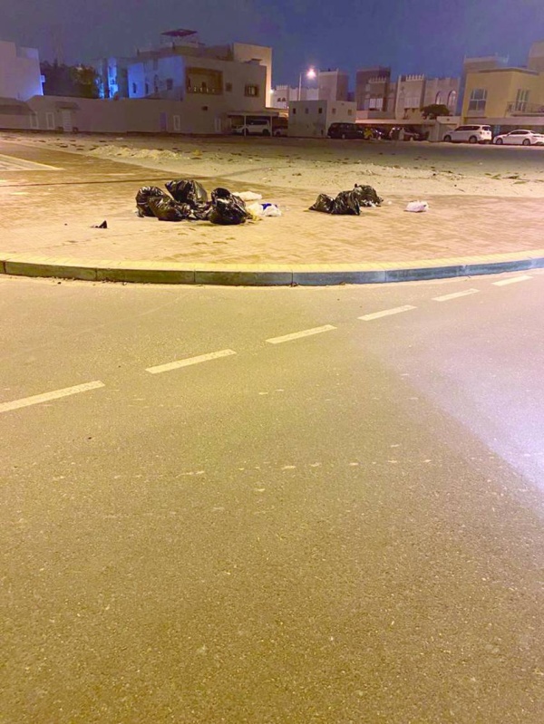 عبدالله دراج يقترح السماح بصيد الكلاب بمقابل مادي