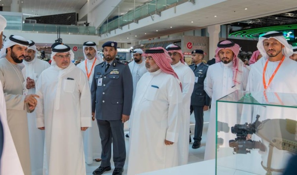 ولي العهد نائب القائد الأعلى رئيس الوزراء يزور معرض الدفاع الدولي المقام بمركز أبوظبي الوطني للمعارض