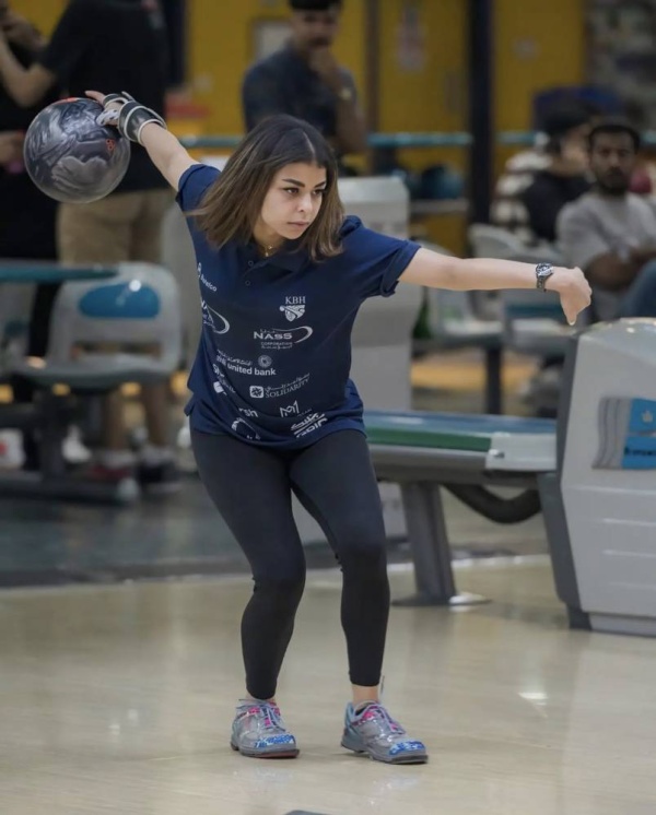 عبدالله عبدالكريم يتصدر مسابقة الرجال ببطولة خالد بن حمد الثانية للبولينج