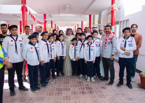 وزير التربية والتعليم يزور مدرسة الدراز الإعدادية للبنين