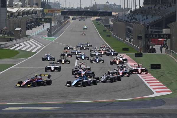 بورشير يسيطر على أول جولات الفورمولا 2 وبورتوليتو الفورمولا 3 و كينغ يتألق في البورش