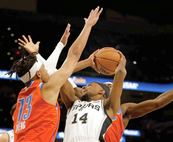 دنفر يسقط أمام نتس بسيناريو مجنون.. و35 نقطة لـ يوكيتش في الهواء !