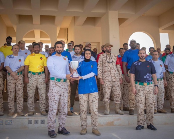 ناصر بن حمد يرعى الاحتفال بيوم الحرس الملكي