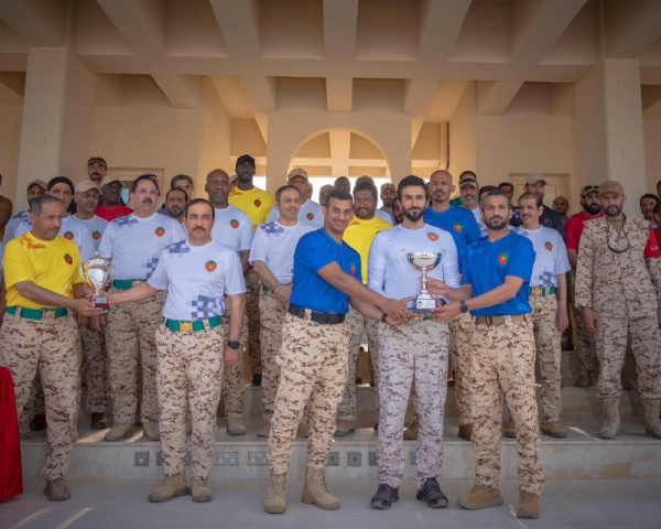 ناصر بن حمد يرعى الاحتفال بيوم الحرس الملكي