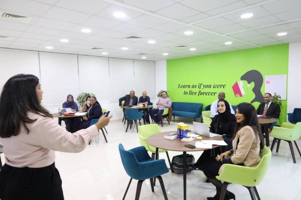 تخريج أول دفعة مدربين معتمدين من برنامج "المدرب المحترف" لمؤسسة بيرسون للنشر