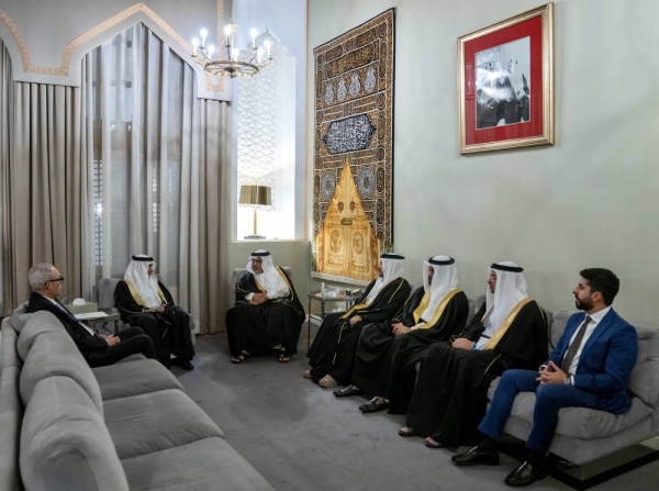 ولي العهد رئيس الوزراء: أهمية مواصلة تعزيز وتطوير القطاع المالي والمصرفي في البحرين وتبني المبادرات الداعمة لذلك