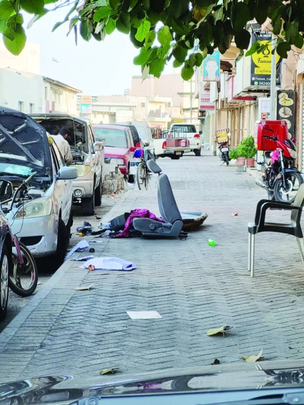 «عراد الصناعية».. عشوائية وفوضى وخلو من المراقبة البلدية والمرورية