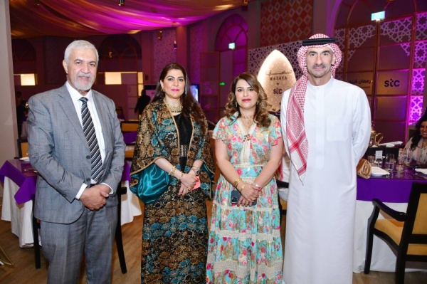 طيران الإمارات تستعرض مستجدات عملياتها في غبقة للإعلاميين