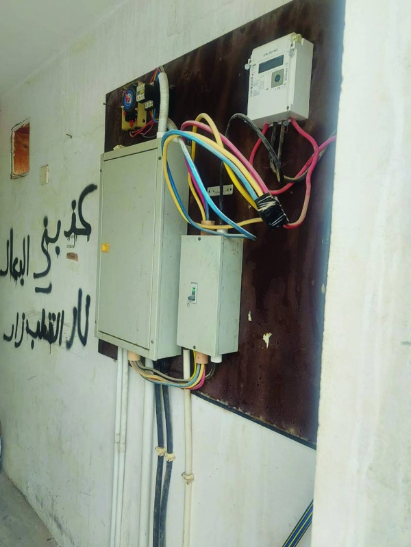 حديقة سافرة مهملة.. و&laquo;الزلاق&raquo; بلا إضاءة