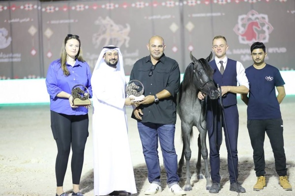 عيسى بن عبدالله يشهد انطلاق بطولة فيصل بن حمد لجمال الخيل العربية